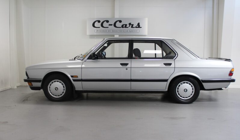 BMW 5-serie E28 524 TD full