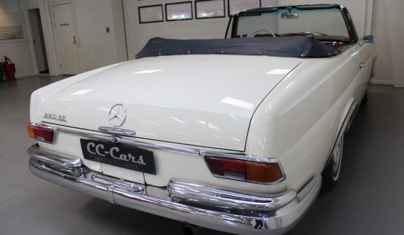 Mercedes-Benz 220 SE (W128) cabriolet full