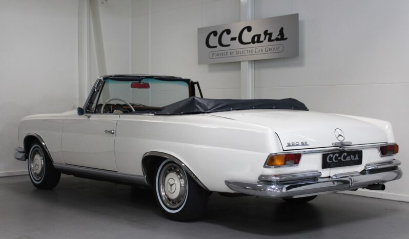 Mercedes-Benz 220 SE (W128) cabriolet full