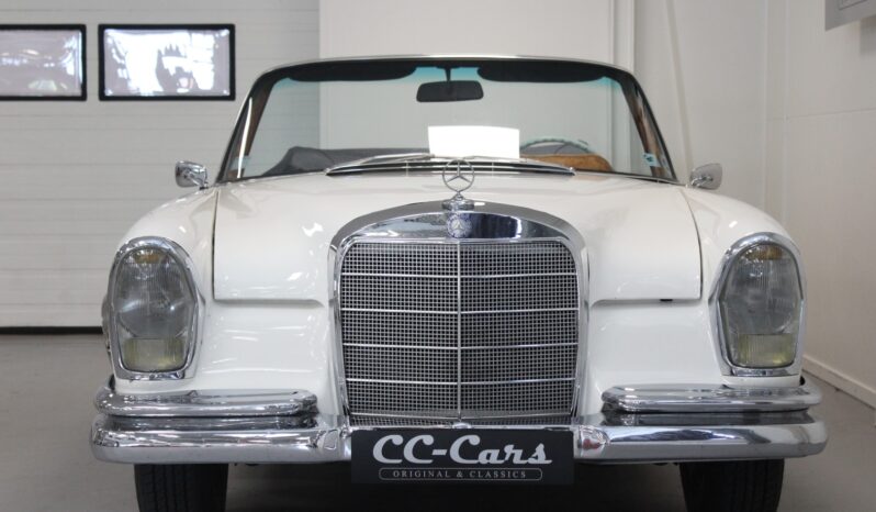 Mercedes-Benz 220 SE (W128) cabriolet full