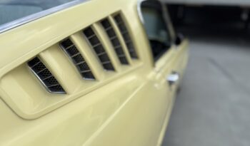 Ford Mustang Fastback full