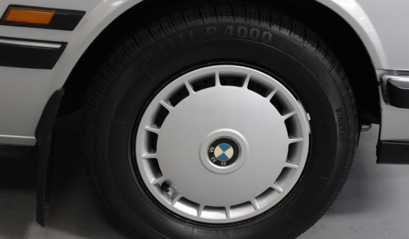 BMW 5-serie E28 524 TD full