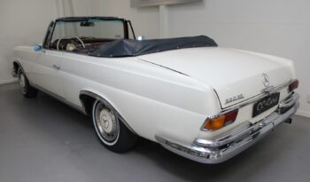 Mercedes-Benz 220 SE (W128) cabriolet full
