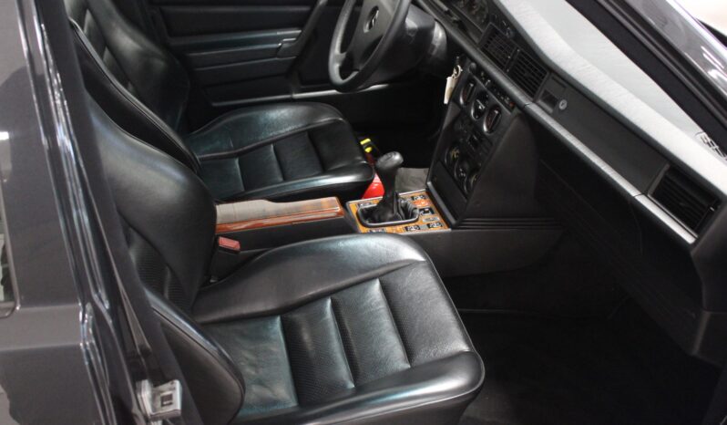 Mercedes-Benz 190 (W201) 190E 2.5-16 Evolution full