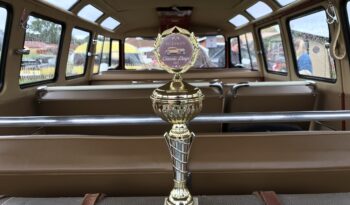VW T2 Microbus De Luxe full