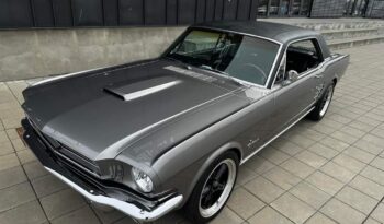 Ford Mustang 5.0 V8 full