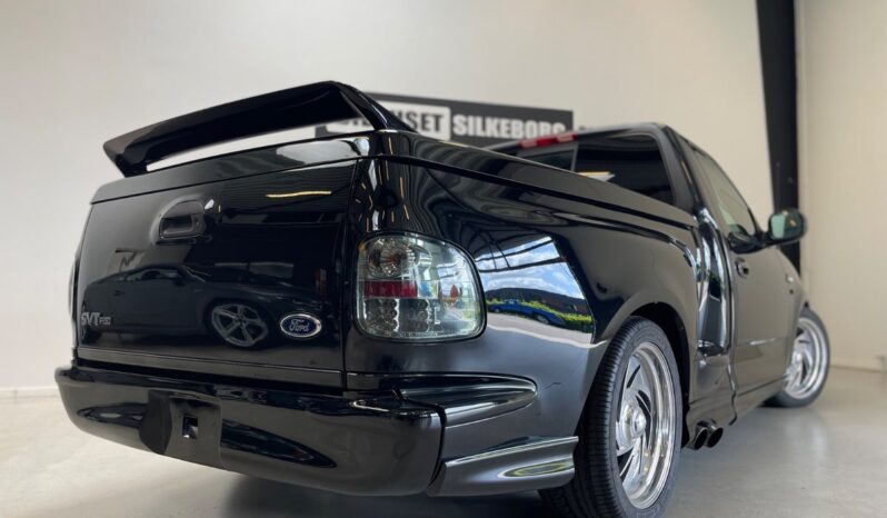 Ford F-150 5,4 SVT Lightning aut. 2d full