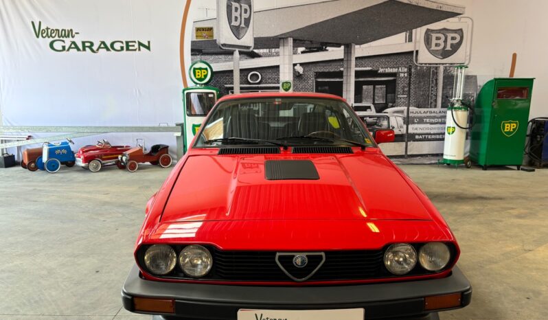 Alfa Romeo GTV alfetta 2,0 full