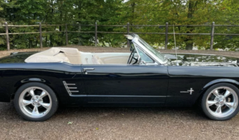 Ford Mustang 289 V8 Cabriolet full