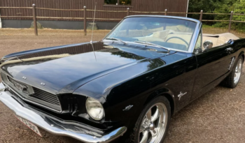 Ford Mustang 289 V8 Cabriolet full
