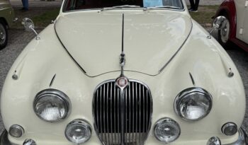 Jaguar Mk II 3.8 full