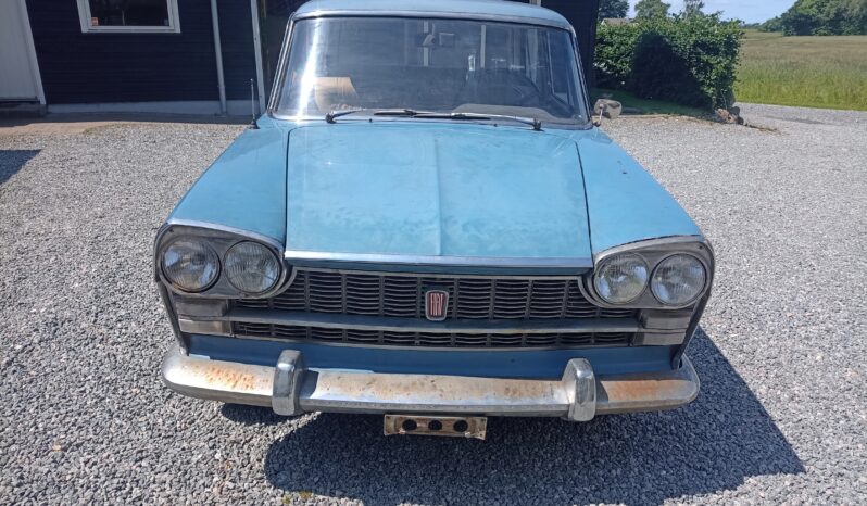 Fiat 2300 2,3 full