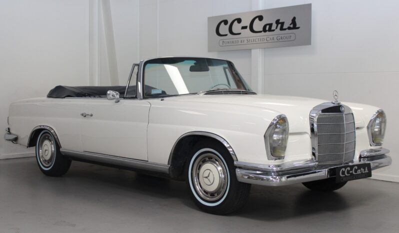 Mercedes-Benz 220 SE (W128) cabriolet full