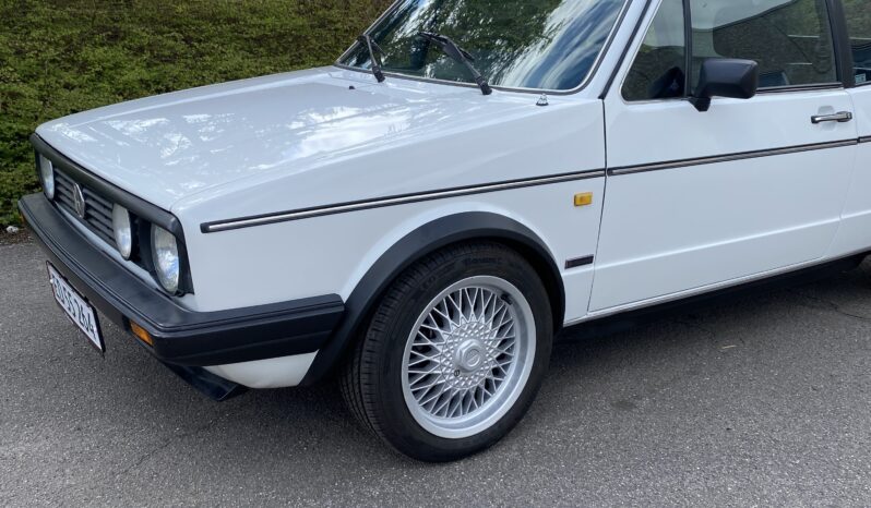 VW Golf 1,6 Cabriolet full