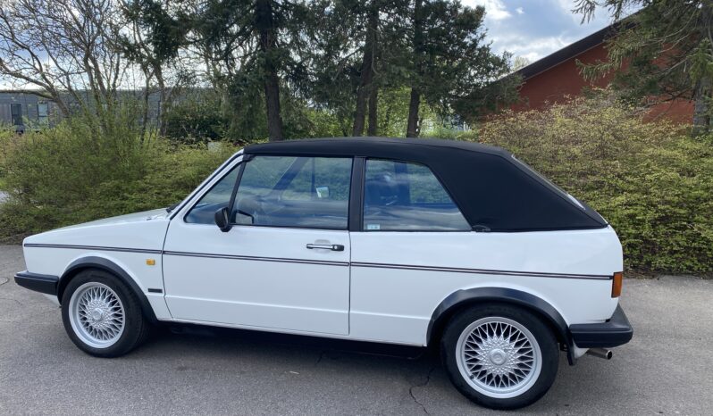 VW Golf 1,6 Cabriolet full