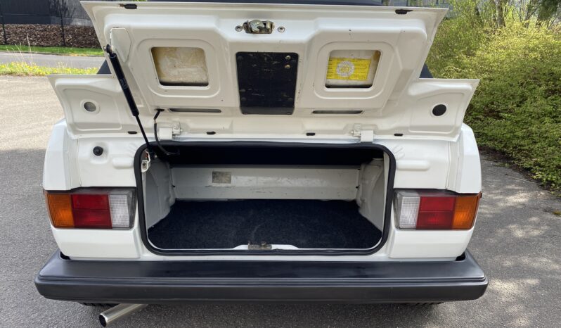 VW Golf 1,6 Cabriolet full
