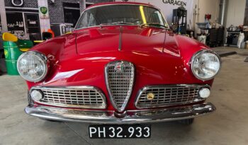 Alfa Romeo Giulietta sprint Veloce 750E full