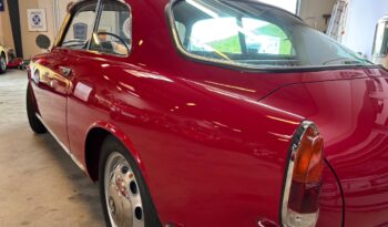 Alfa Romeo Giulietta sprint Veloce 750E full