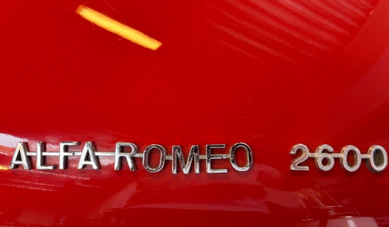 Alfa Romeo 2600 Bertone spider full