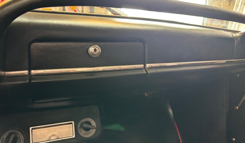 Alfa Romeo 2600 Bertone spider full