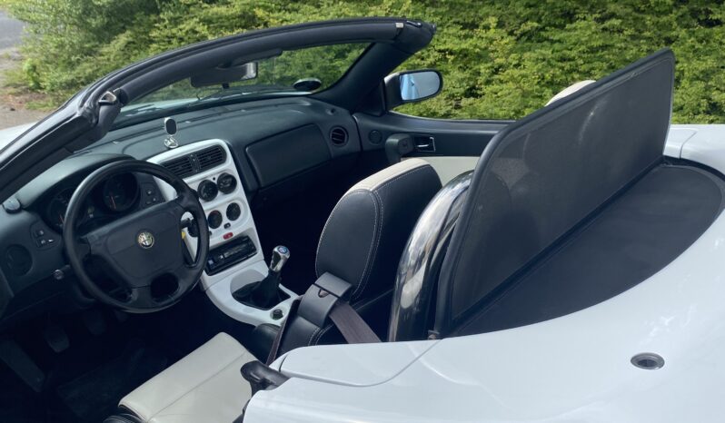 Alfa Romeo Spider Cabriolet 2,0 full