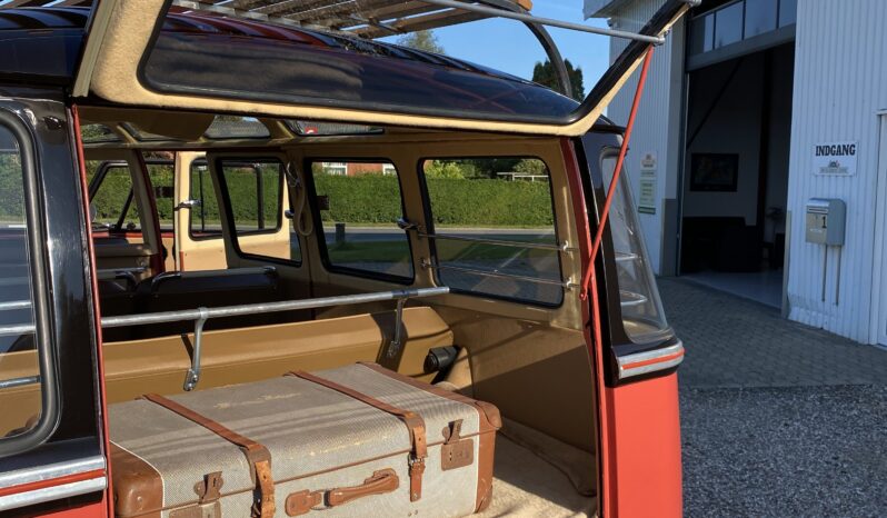 VW T2 Microbus De Luxe full