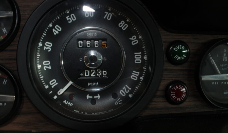 Volvo P 1800 ES 2,0 full
