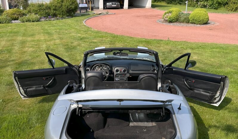Mazda MX-5 NA full
