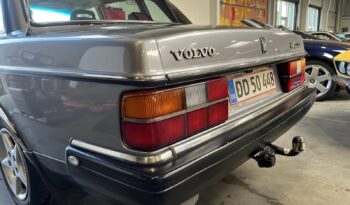 Volvo 200-Serie 240 4D Automatic full