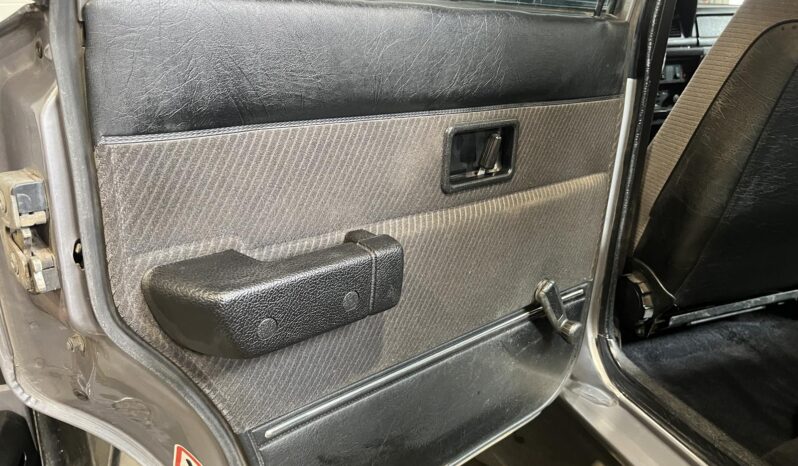 Volvo 200-Serie 240 4D Automatic full