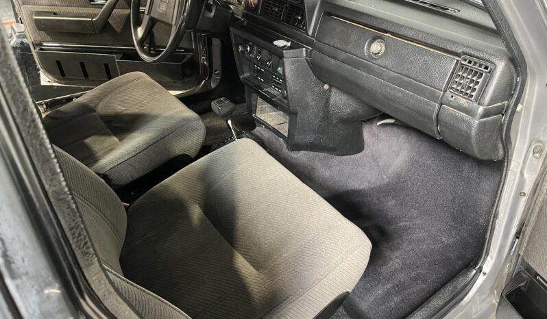 Volvo 200-Serie 240 4D Automatic full