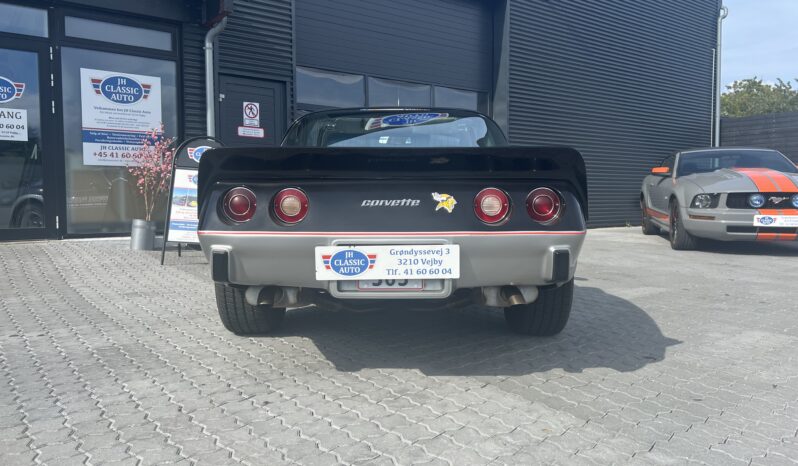 Chevrolet Corvette C3 V8 Stingray Targa full
