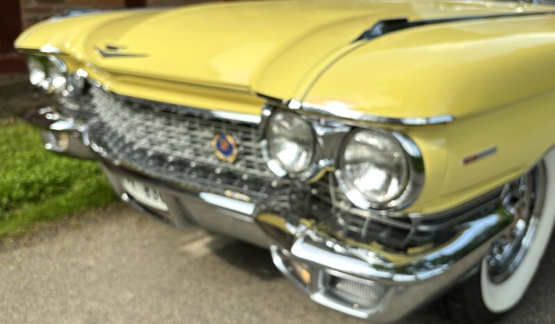 Cadillac Coupé DeVille cabriolet full