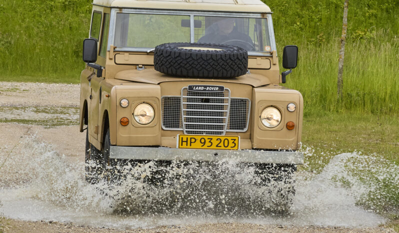Land Rover S3 88″ 2,25 benzin full