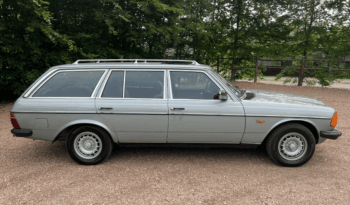 Mercedes-Benz 200-300 (W123) 280 TE 2,8 STC. aut. full