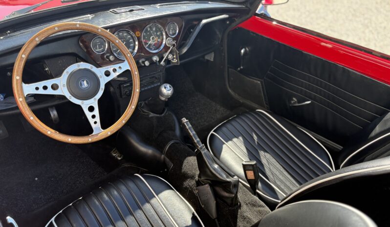 Triumph Spitfire cabriolet full