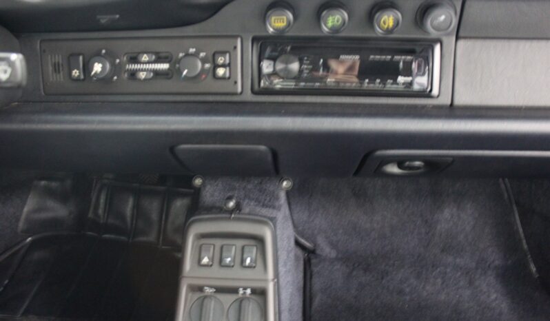 Porsche 911 964 Carrera 4 3,6L coupe full