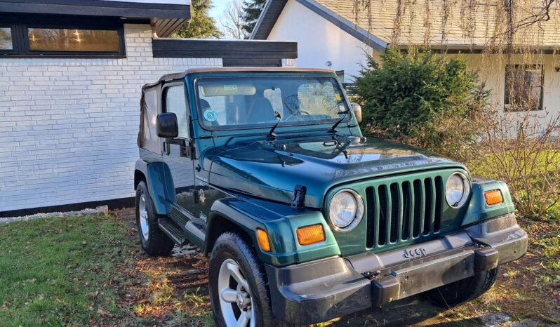 Jeep Wrangler 4,0 Sahara aut. 3d full