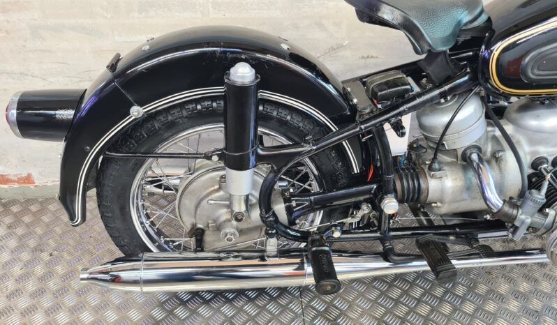 BMW R 60 full