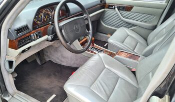 Mercedes-Benz S-Klasse (W126) 560 SE full