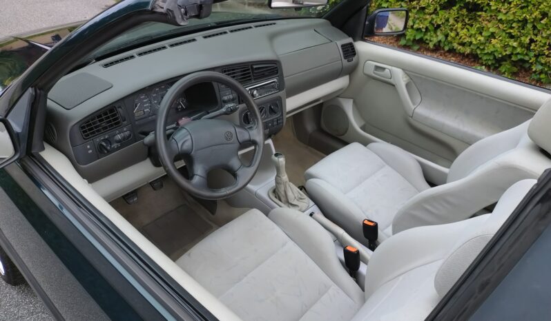 VW Golf 2,0 Cabriolet full