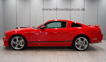 Ford Mustang V6 Coupe full