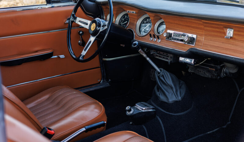 Alfa Romeo Giulia Sprint GT Veloce full