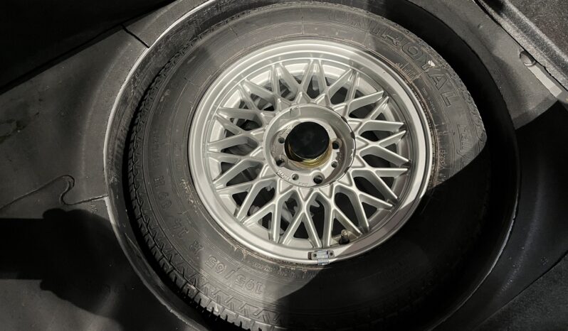 BMW 3-serie E30 320 i M-Technic full