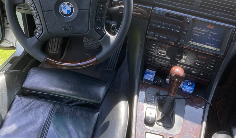 BMW 7-serie E38 750i v12 full