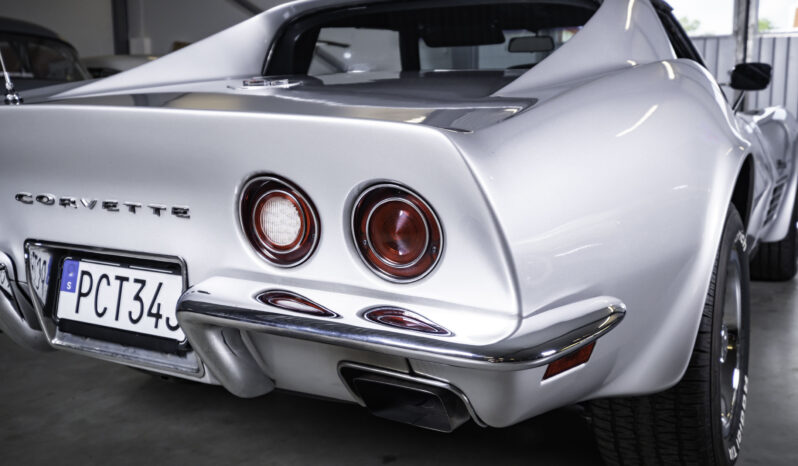 Chevrolet Corvette Stingray full