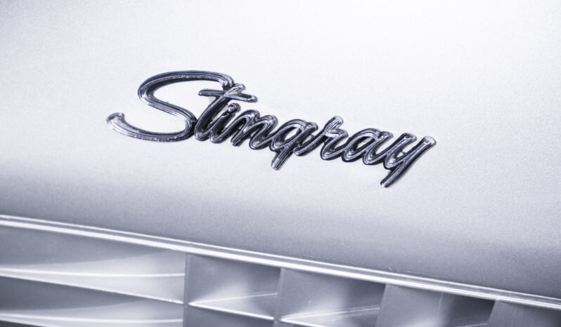 Chevrolet Corvette Stingray full