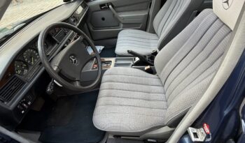 Mercedes-Benz 190 (W201) 190E 2.0 full