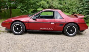 Pontiac Fiero Fiero 2,8 GT V6 full