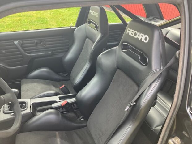 BMW 3-serie E30 320i 6-cyl full